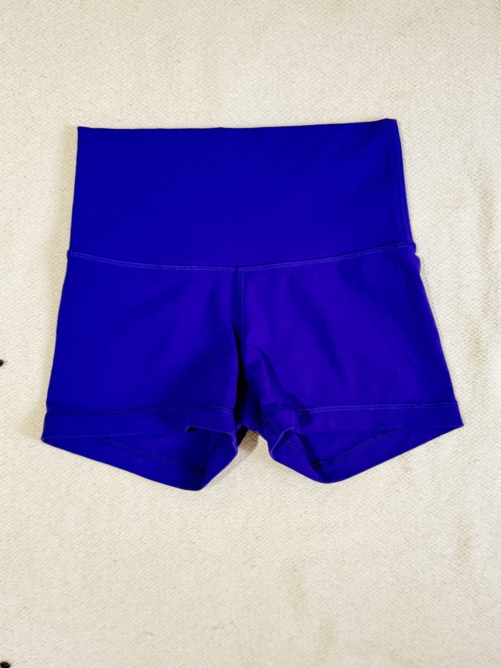 Aritzia TnaLife Atmosphere High-rise 3” Short (Electric Purple)